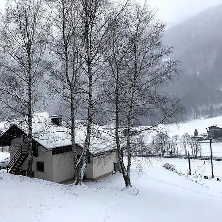 Traditional Chalet In Carinthia With Mountain Views مالنتز