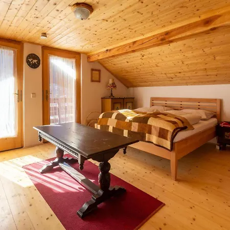 Traditional Chalet In Carinthia With Mountain Views