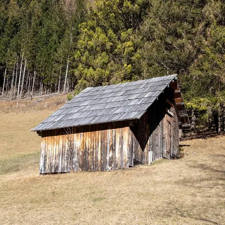 شاليه Traditional Chalet In Carinthia With Mountain Views مالنتز