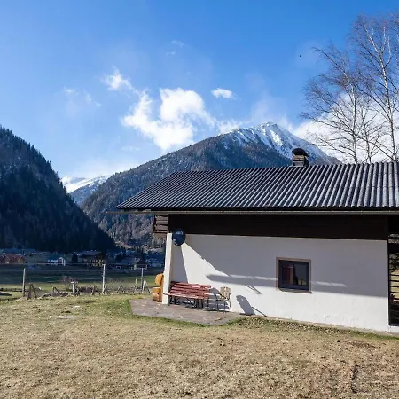 شاليه Traditional Chalet In Carinthia With Mountain Views