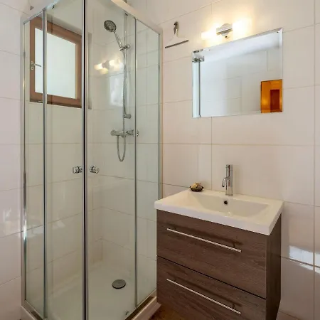 شاليه Traditional Chalet In Carinthia With Mountain Views مالنتز