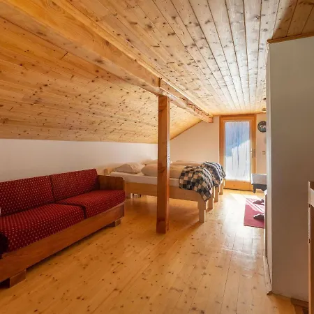 Traditional Chalet In Carinthia With Mountain Views شاليه *